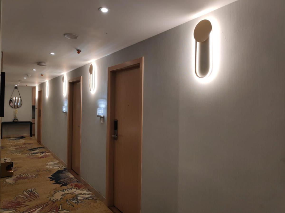 Hotel The Bastion Bhopal Zewnętrze zdjęcie